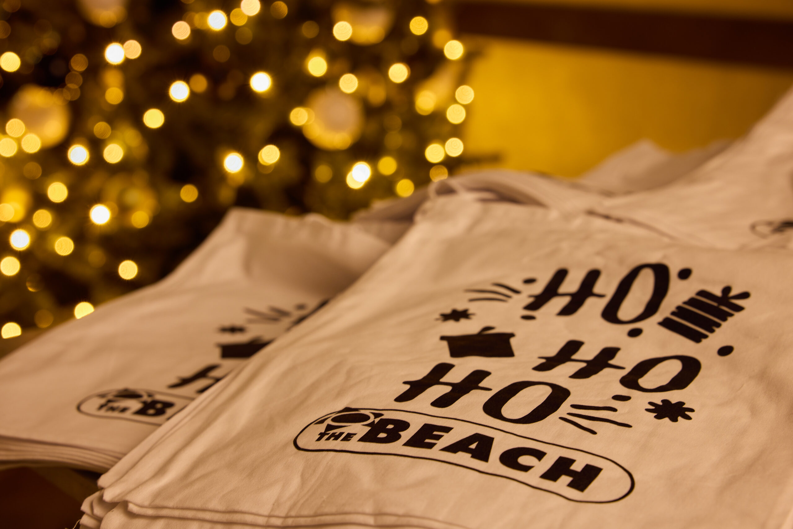 24 - WEB - Kerstpakketten-markt in The Beach - 12-12-24